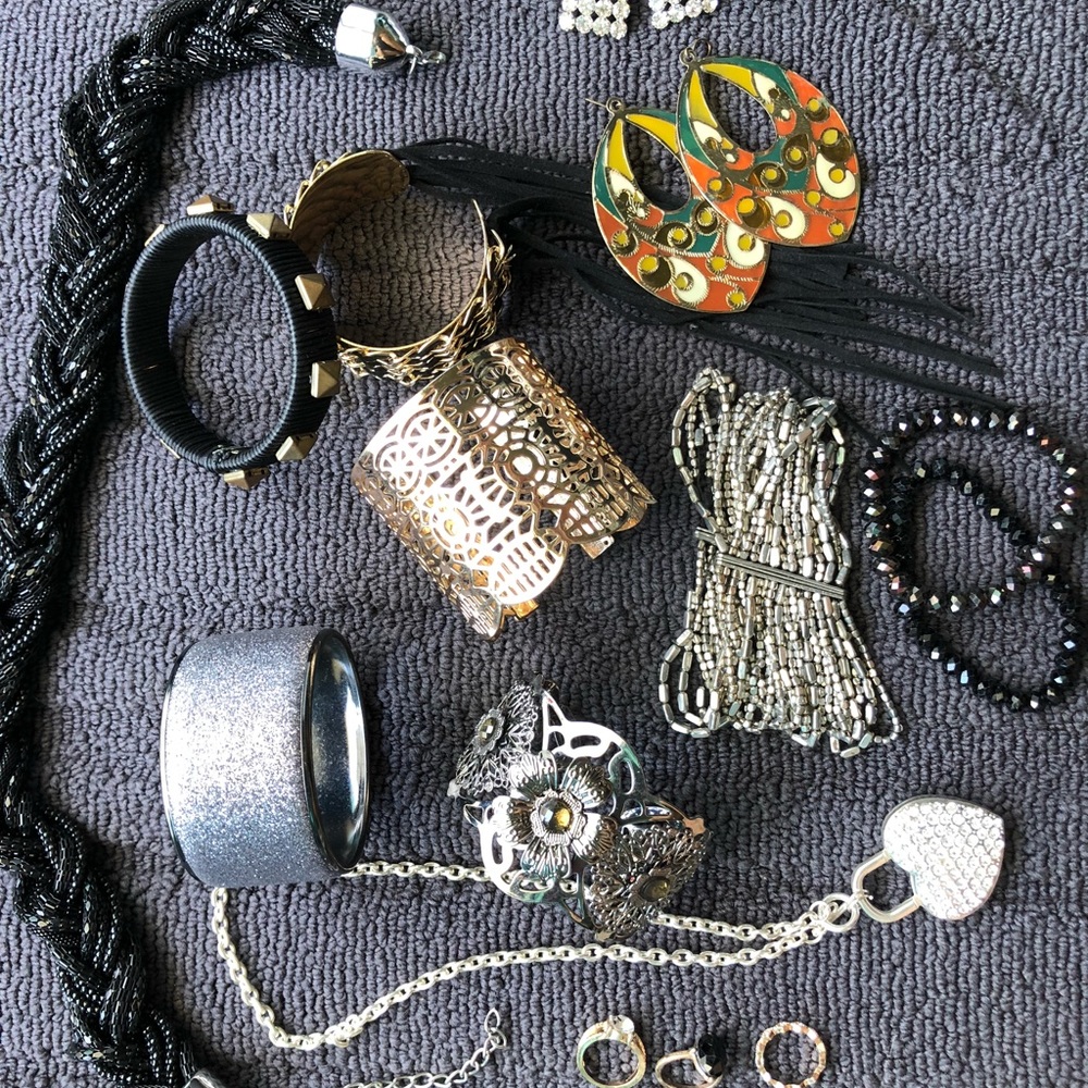 Accessories! 😍 Individual pieces available